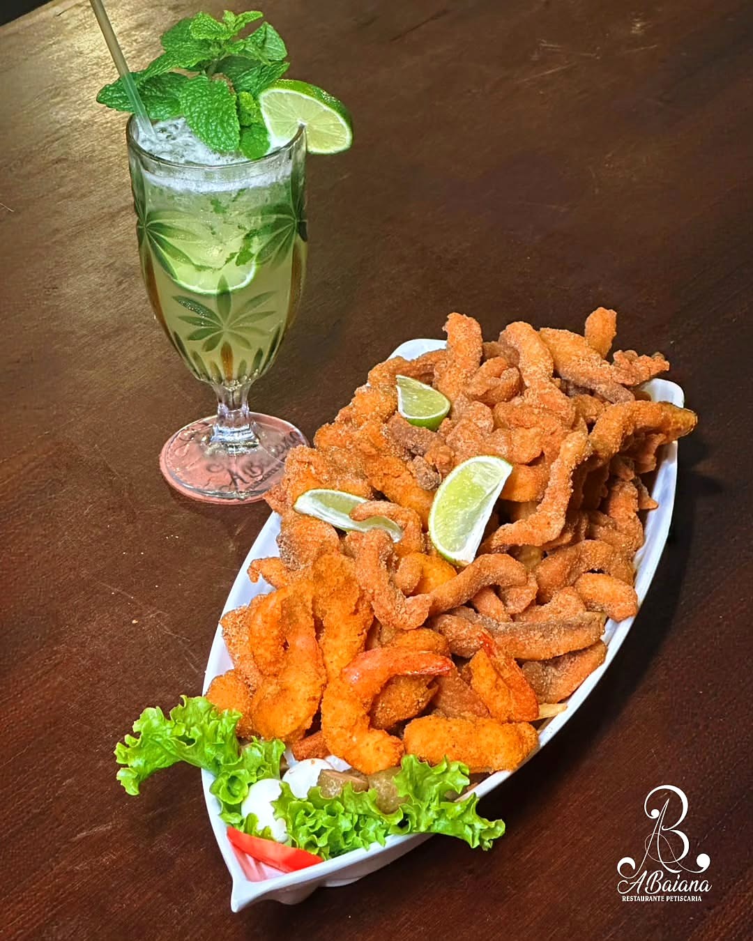 Tiras de pescado y camarones